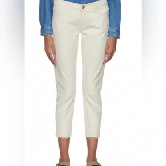 FRAME Mid-Rise Straight “Le Garçon Crop” Jeans in Creamy White - Picture 1 of 7